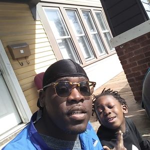 Meet your Posher, Larnell